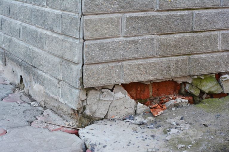 How Do I Know if My House Has Foundation Problems?